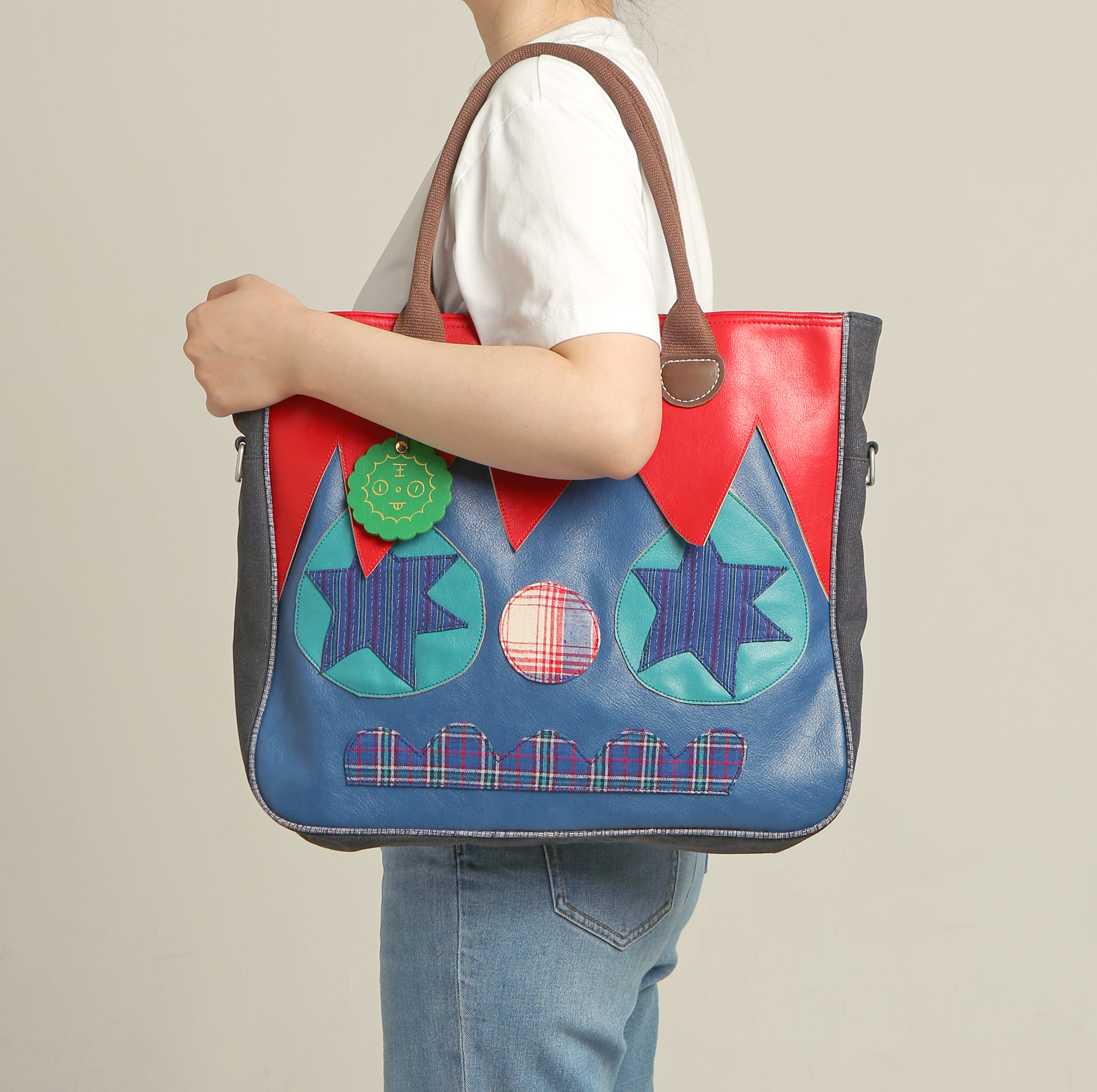 Square Funky Face - Spike