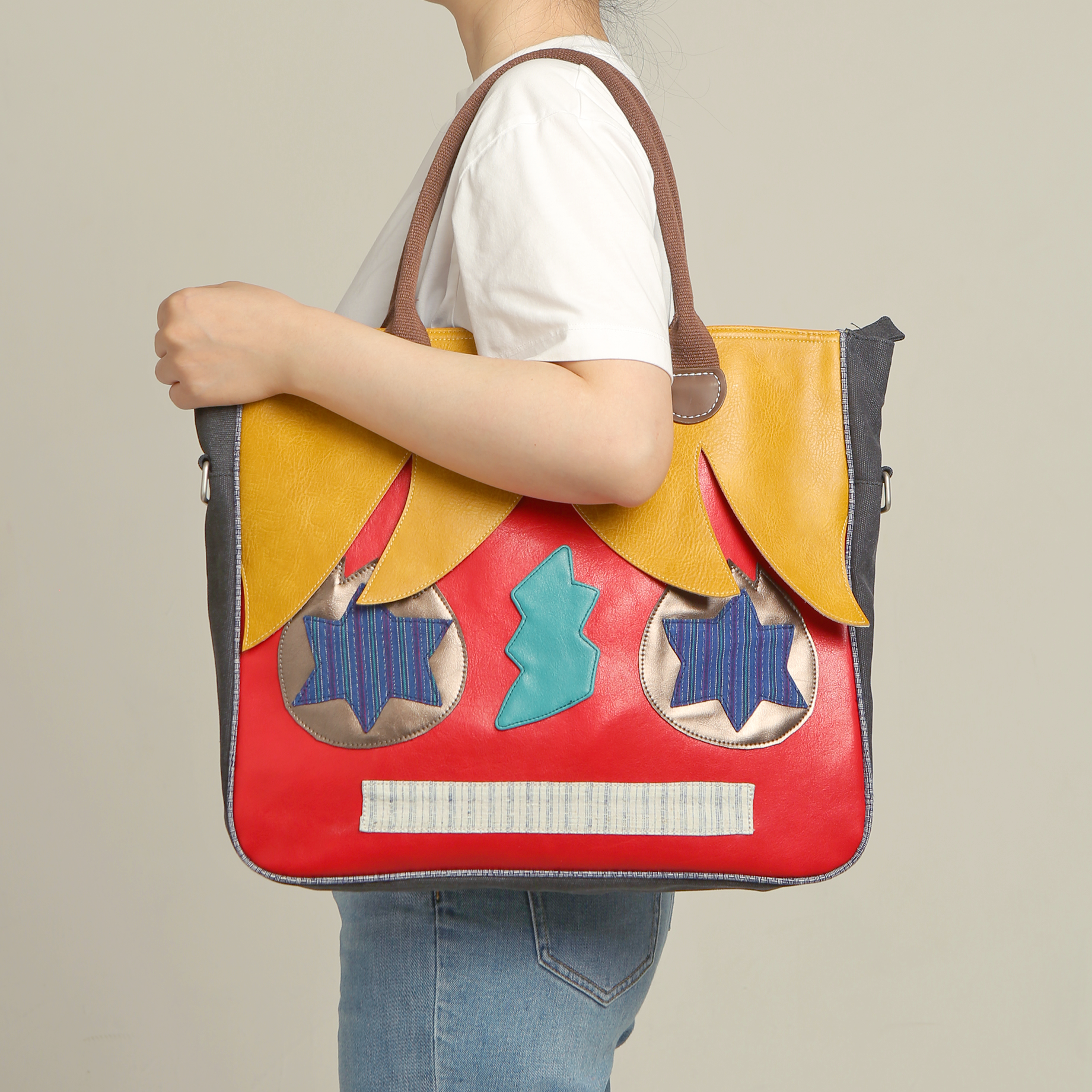 Square Funky Face - Jester