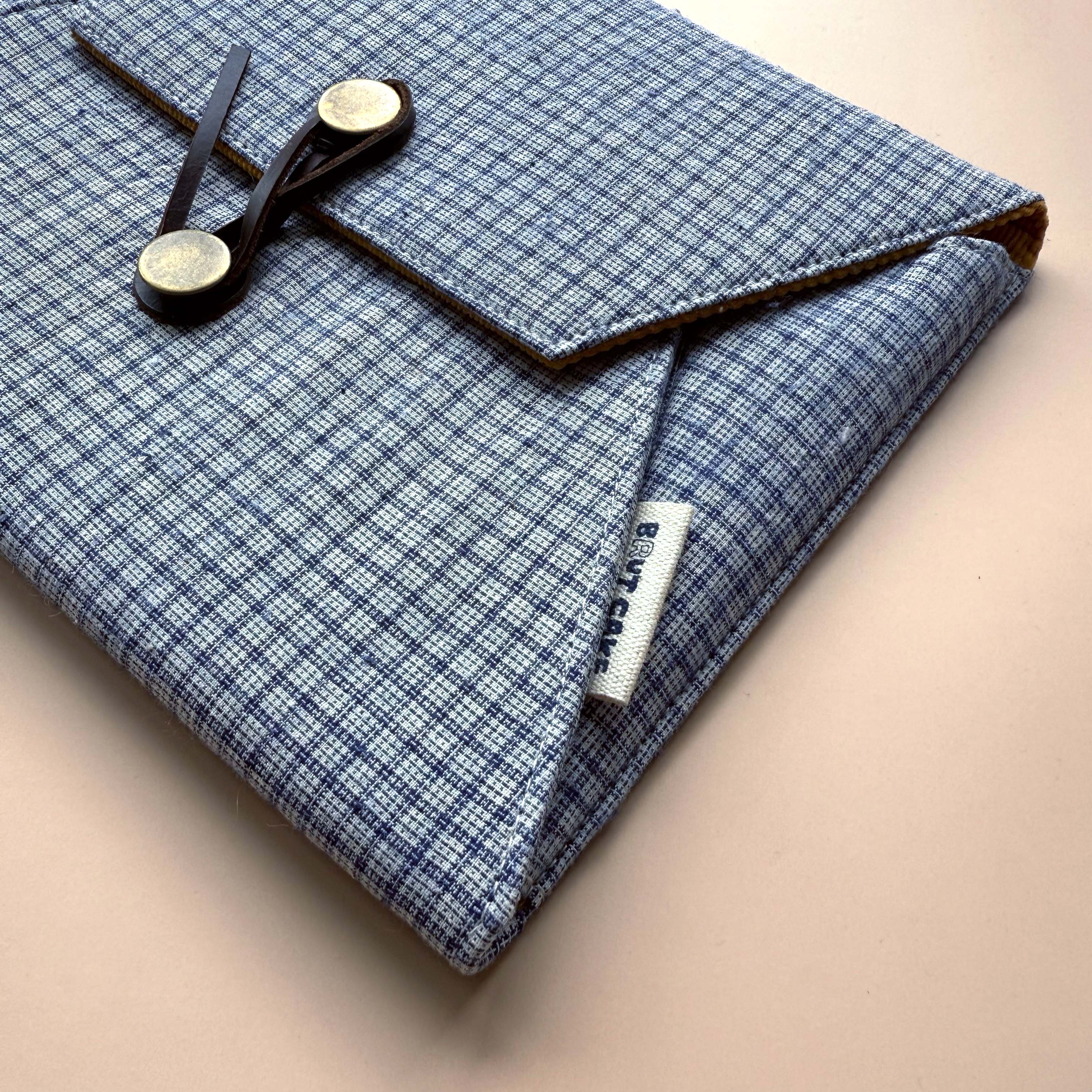 iPad Cover - 11 inch