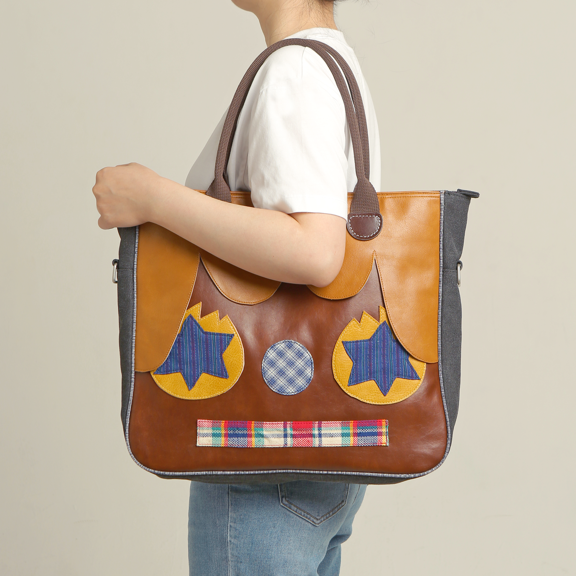 Square Funky Face - Rollie