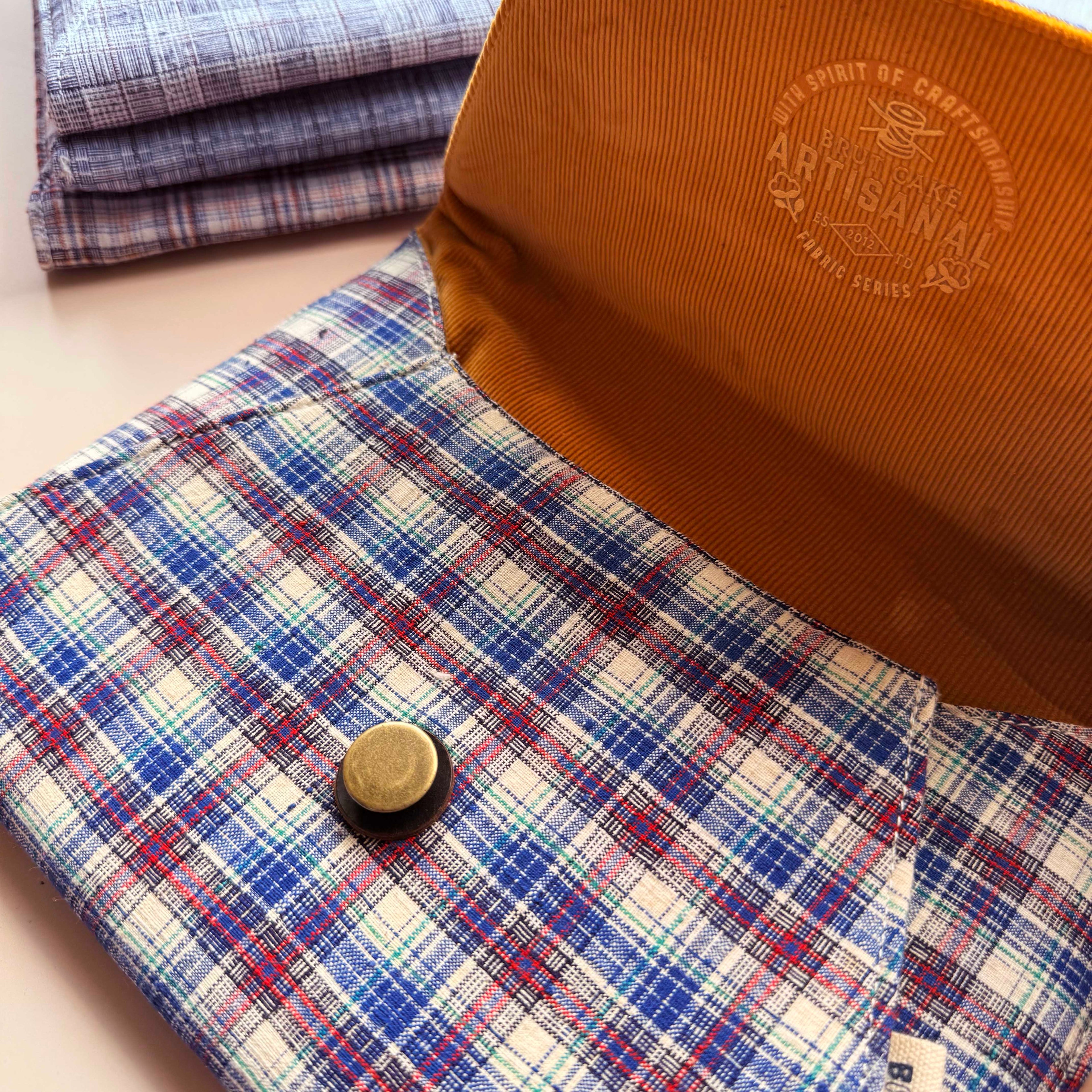 iPad Cover - 11 inch