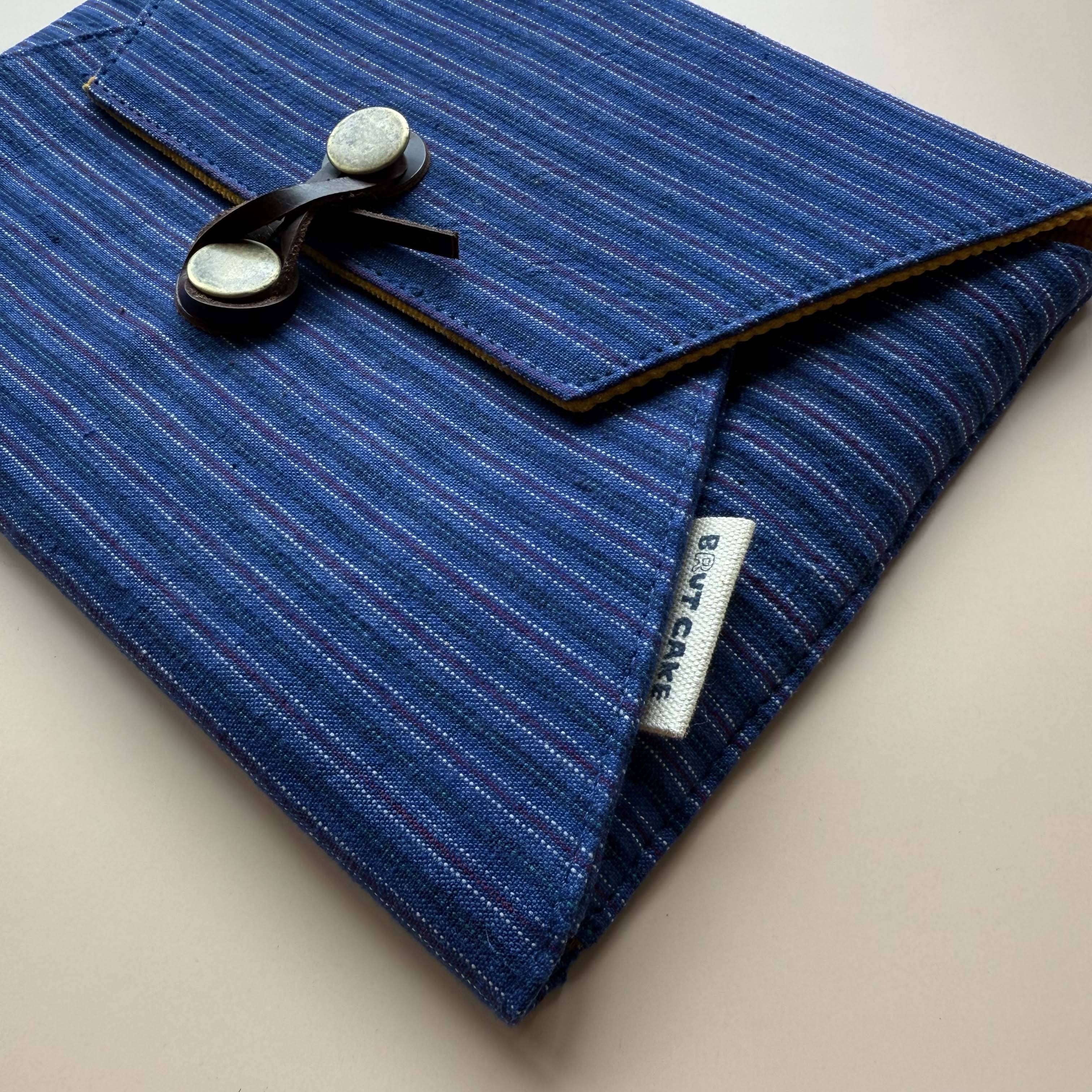 iPad Cover - 11 inch