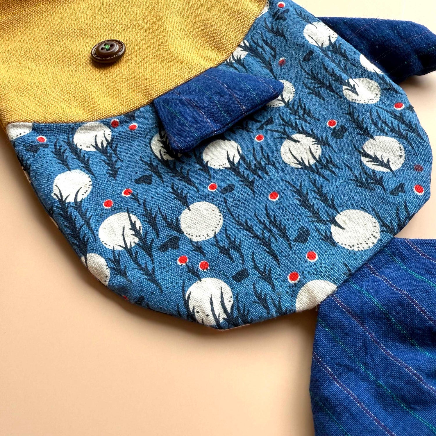 Fish Drawstring Pouch - Vintage Print Edition